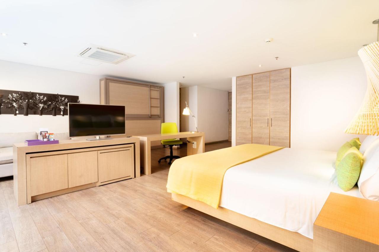 Hotel Bari 부카라망가 외부 사진